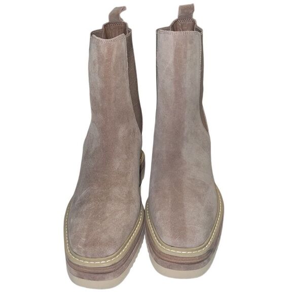 Vince Camuto Omassa Taupe Suede Pull On Boots Size 8.5 - Picture 2 of 11